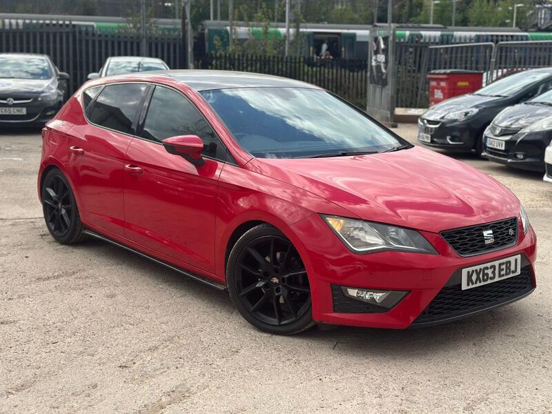 SEAT LEON
