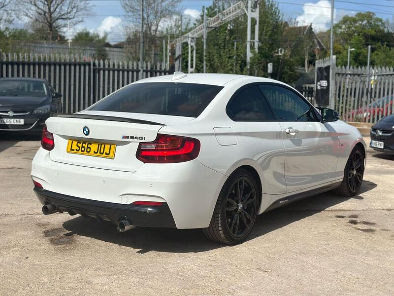 BMW 2 SERIES
