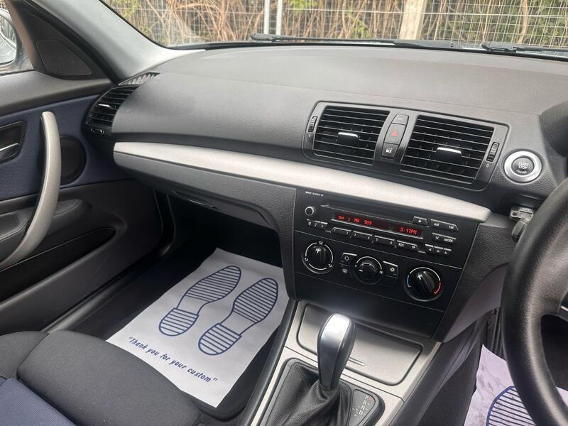 BMW 1 SERIES