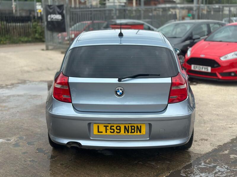 BMW 1 SERIES