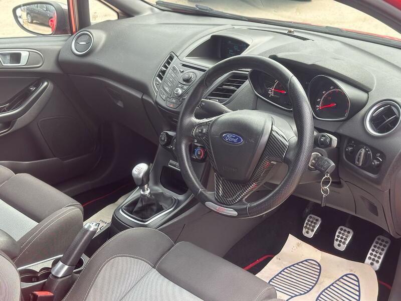 FORD FIESTA
