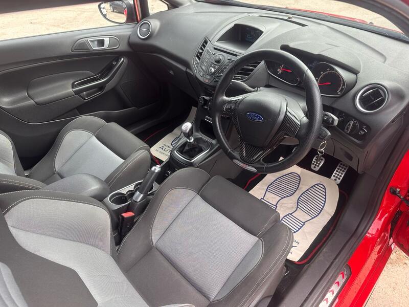 FORD FIESTA